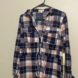 Paper tee size medium long sleeve top